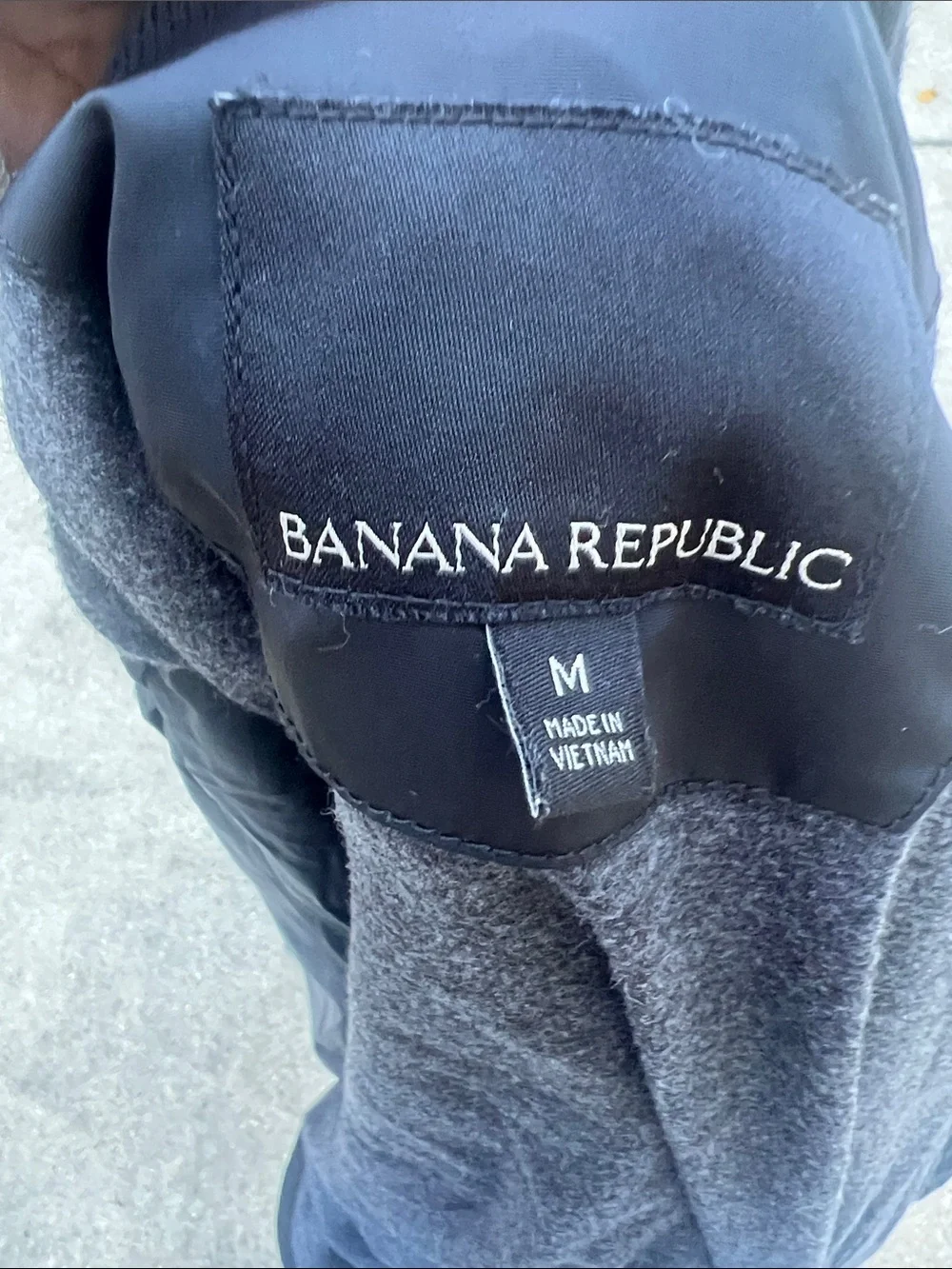 Banana Republic closures transitions rips